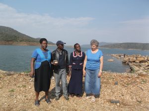Joyce, Solomon, Winny och jag, undervisarteamet.
